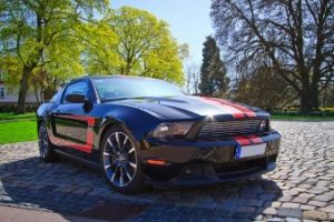 us-car-cs-mustang-ford-muscle-gt